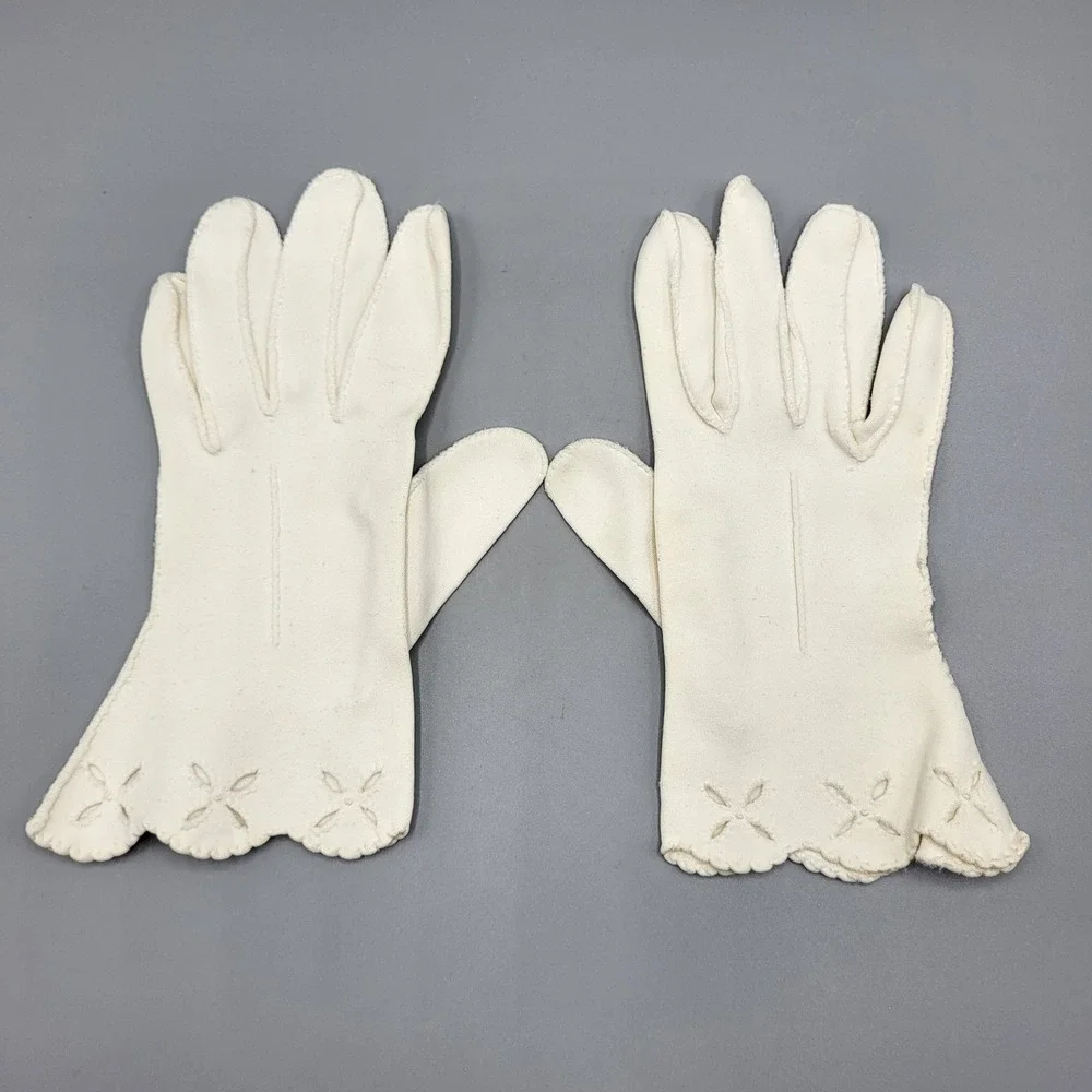 Hansen Vintage Formal Gloves Womens Scalloped Edge Mid-Century Cream 3 Sets